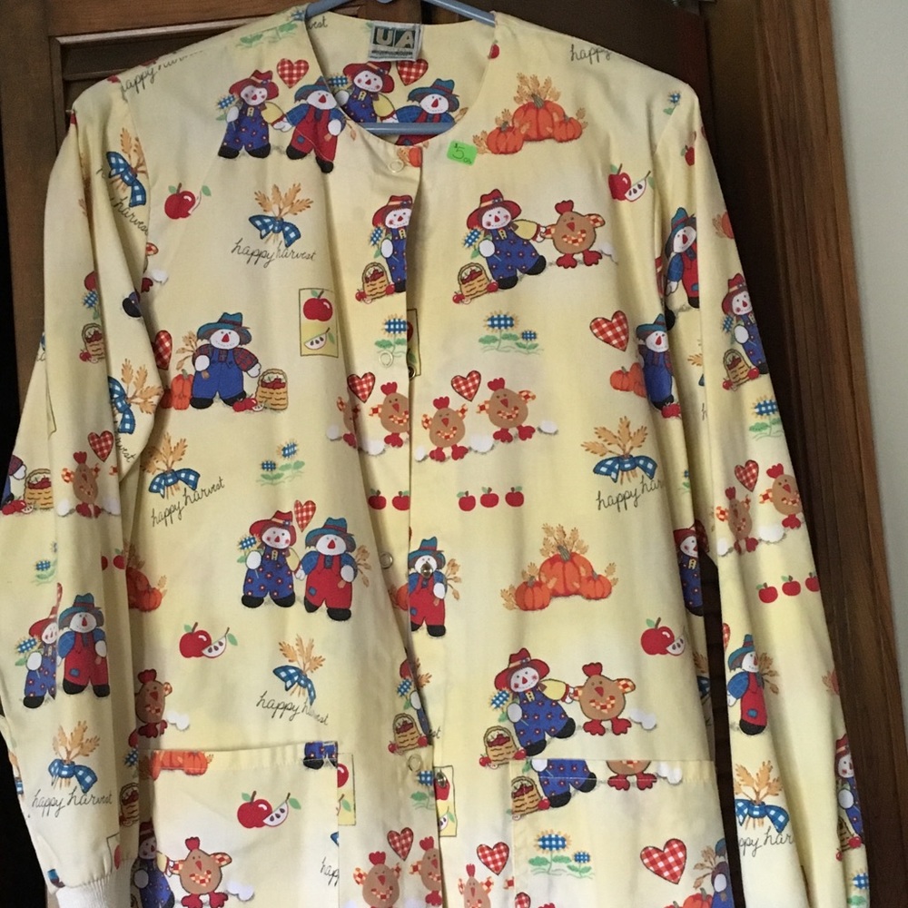 Ladies Fall Scrub Jacket